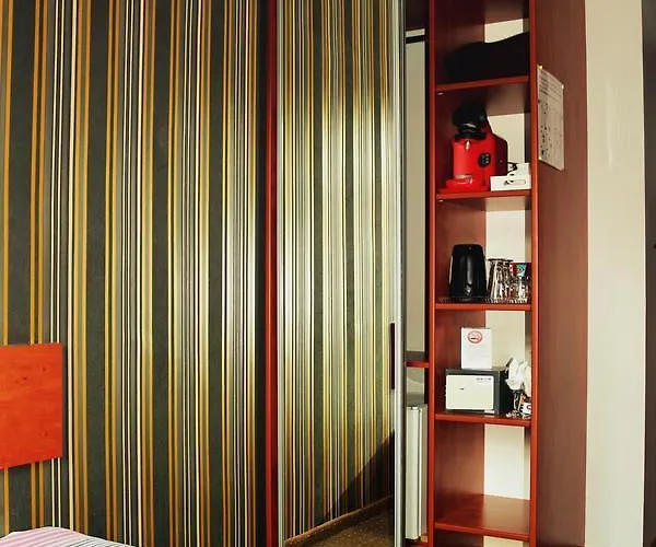 Хостел Stacja Grand *